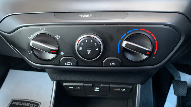 Hyundai i20 1.0T GDi 48V MHD SE Connect 5dr Petrol Hatchback